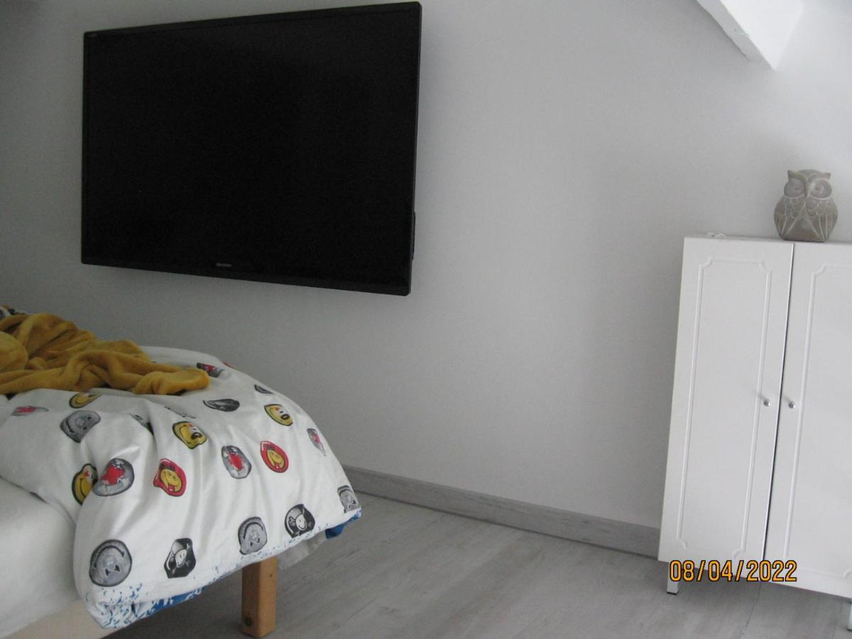 Appartement Avec Chambre En Mezzanine Rognac Bagian luar foto