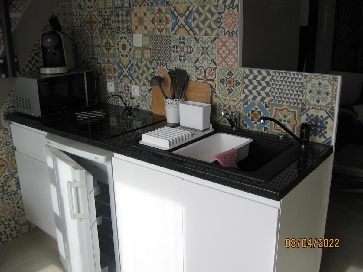 Appartement Avec Chambre En Mezzanine Rognac Bagian luar foto